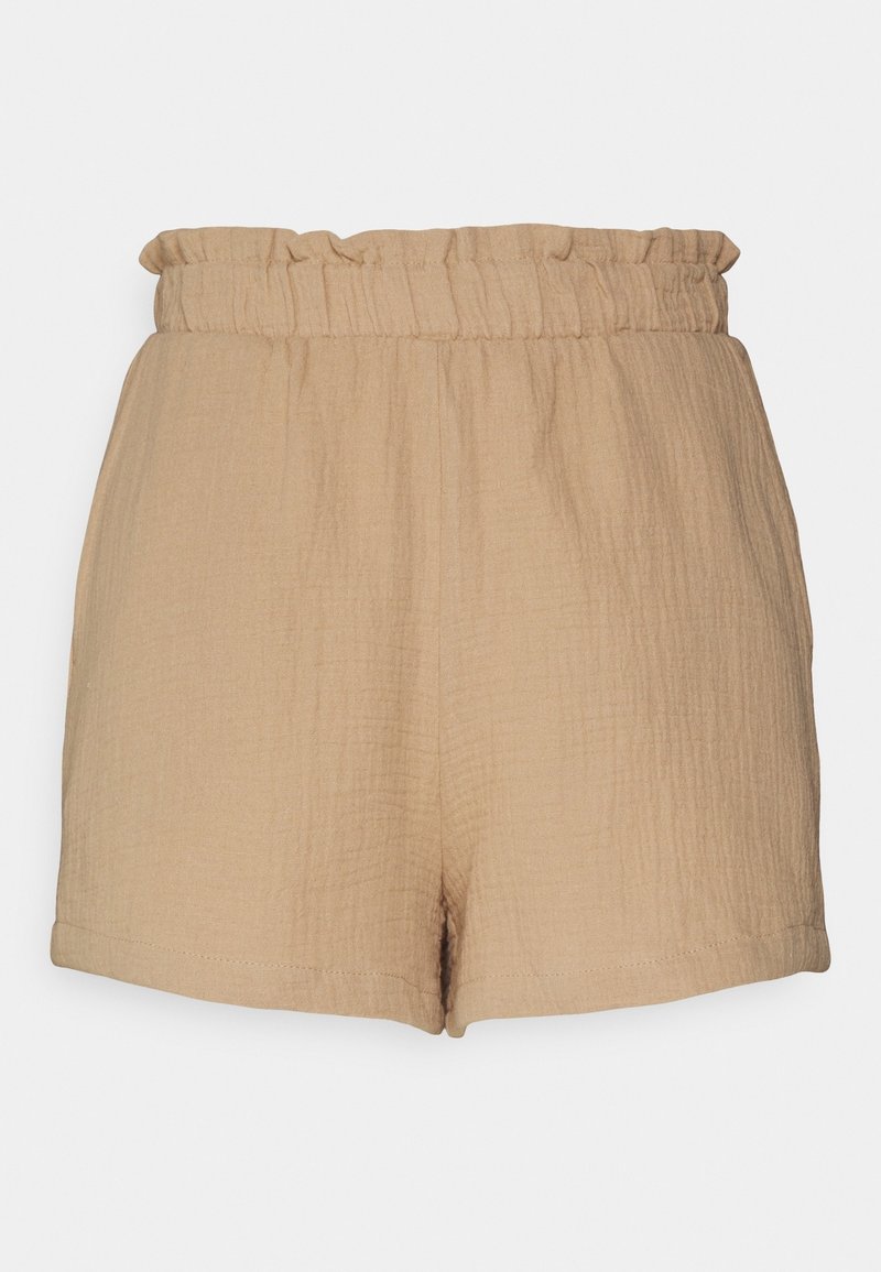 Shorts en coton texturé beige avec une ceinture élastique froncée, offrant une coupe décontractée et des ourlets aux jambes.