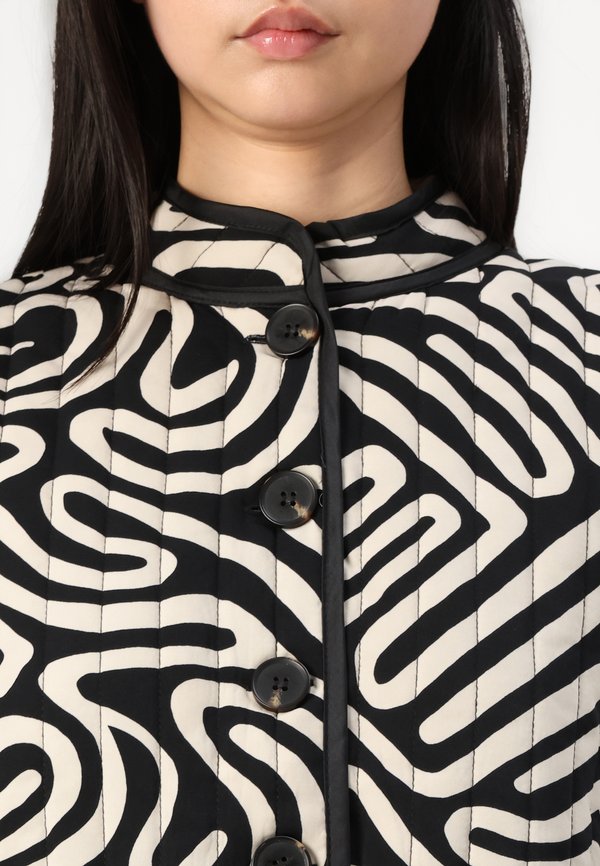 VMVIGDIS VIRA - Light jacket2