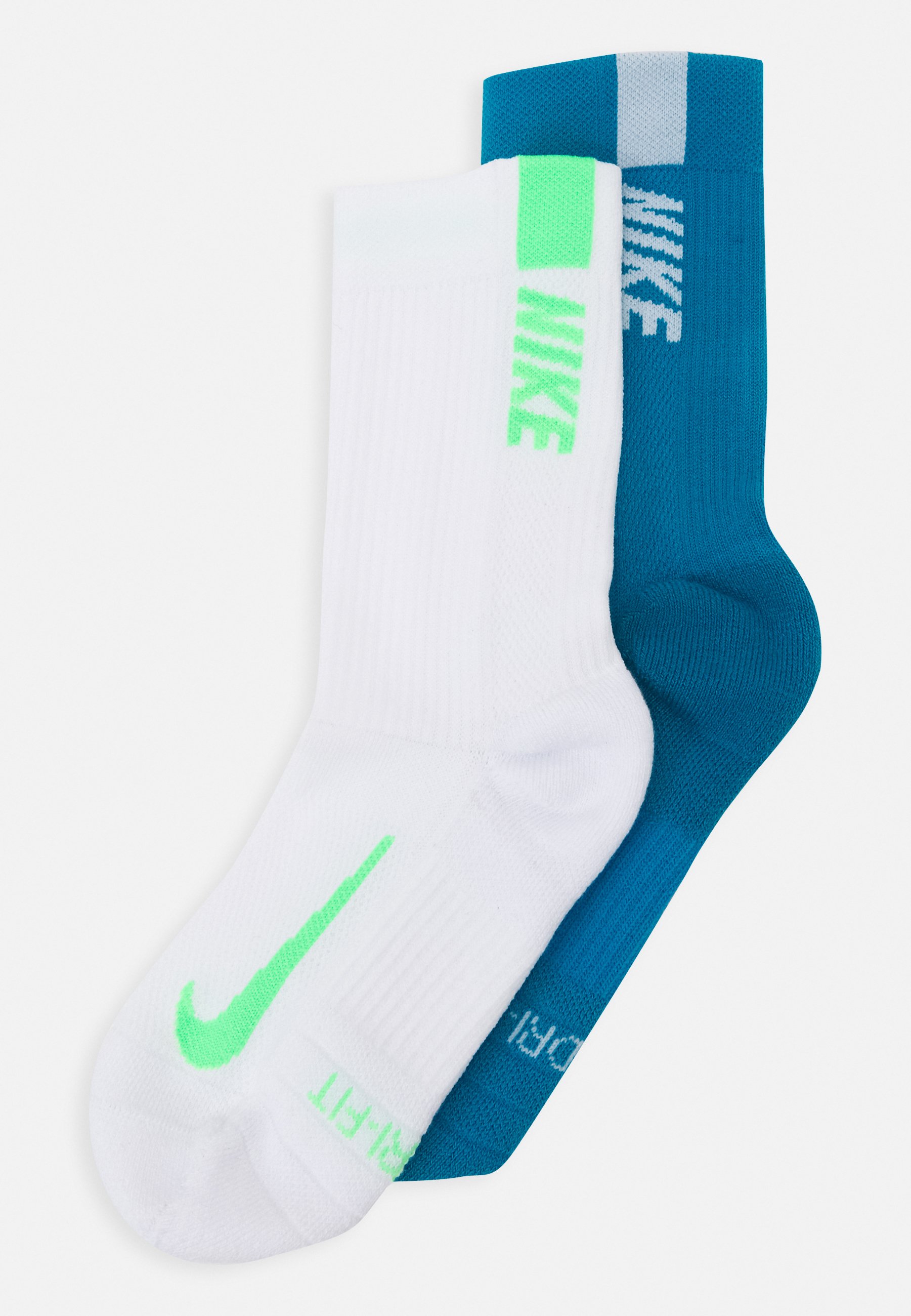 nike avec chaussette intégrée