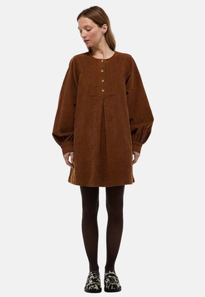 COURTE  - Robe chemise - whisky