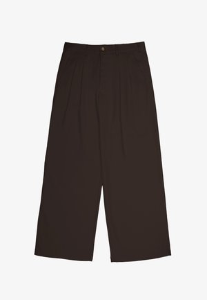 Brązowe spodnie o szerokich nogawkach z przednimi plisami, bocznymi kieszeniami, szlufkami na pasek i zapięciem na guzik w talii.