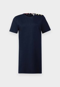 Rochie scurtă de culoare bleumarin, cu mânecă scurtă, guler rotund, închidere cu fermoar la spate și patru aplicații de nasturi aurii pe umăr. Textură de țesătură netedă.
