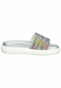 Sandale à glissière avec semelle blanche et dessus de pied argenté, dotée d'une large bride ornée de rayures horizontales colorées et scintillantes de strass.
