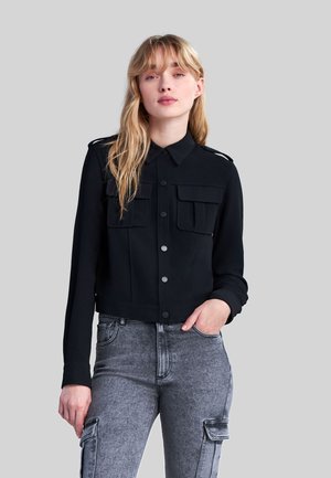 WELT POCKET - Camicia - black