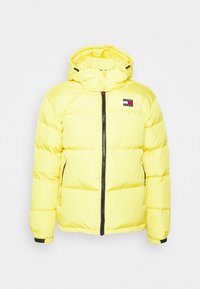 Ei valittu, warm yellow