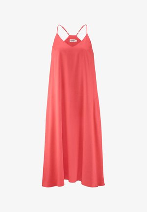 Koralli ilman hihnoja oleva mekko, A-linjainen siluetti, kevyt kangas, valuva rakenne ja hienovarainen kiilto koko mekossa.