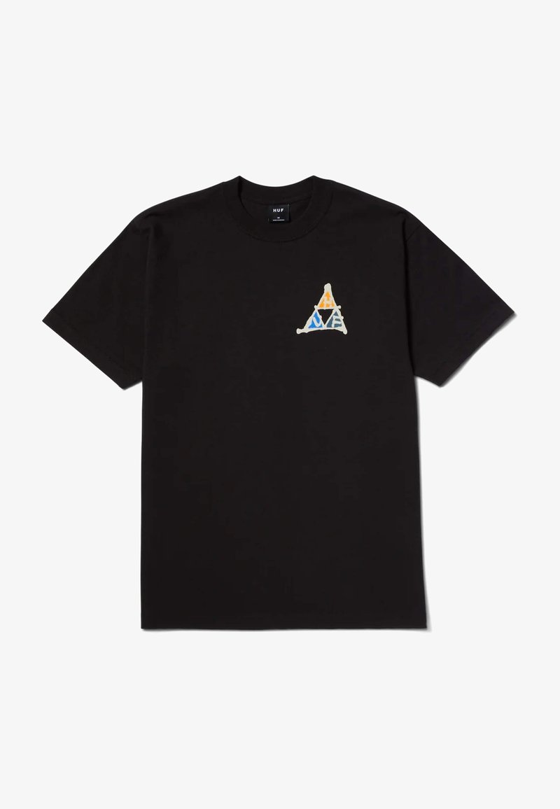 Camiseta de algodón negra con mangas cortas y cuello redondo. Presenta un gráfico de logotipo frontal en formas geométricas azules, naranjas y blancas.