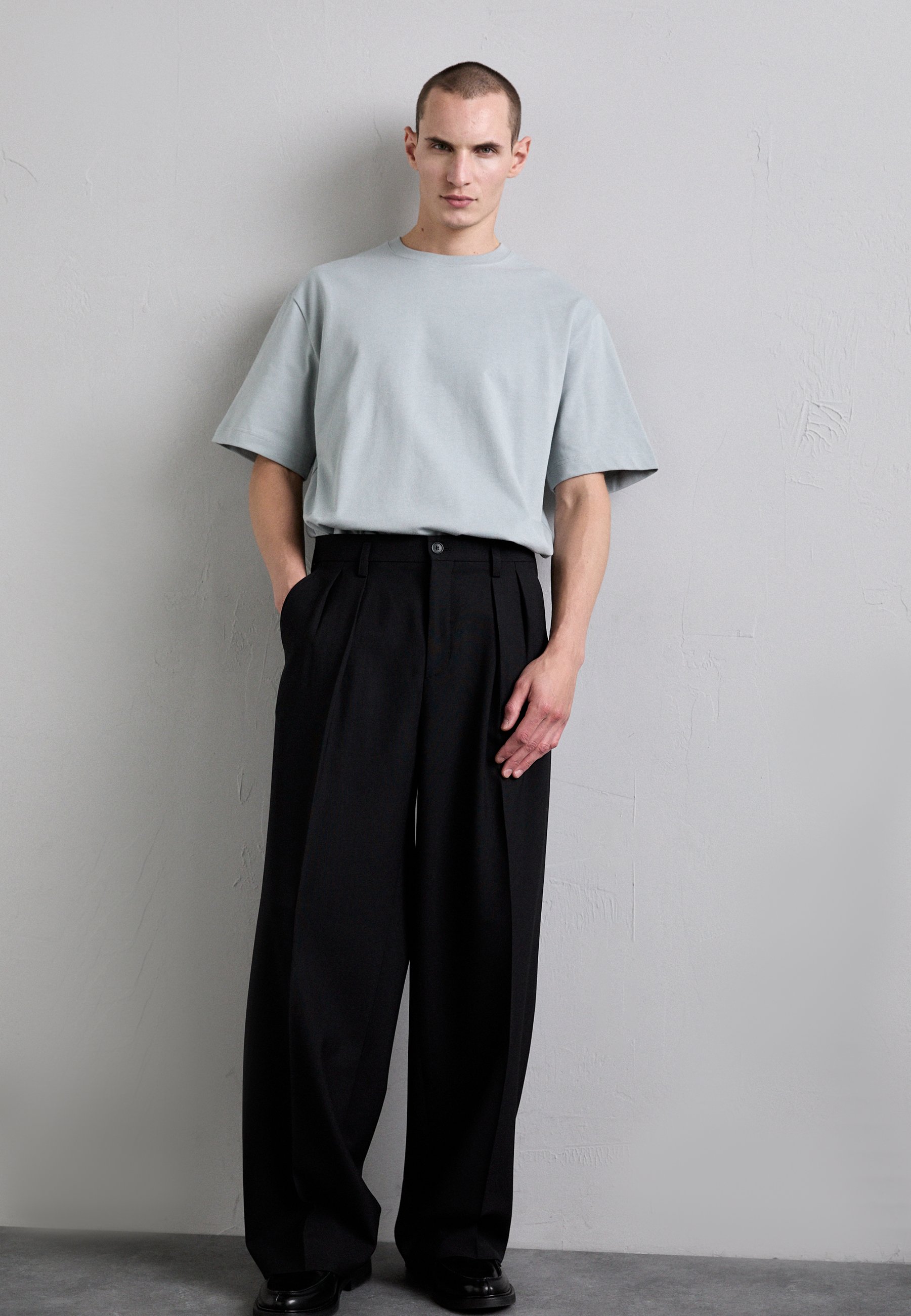 パンツ Filippa K K Wide Trousers In Grey Wool Blend Filippa K Wide-leg and palazzo pants for Women | Online Sale