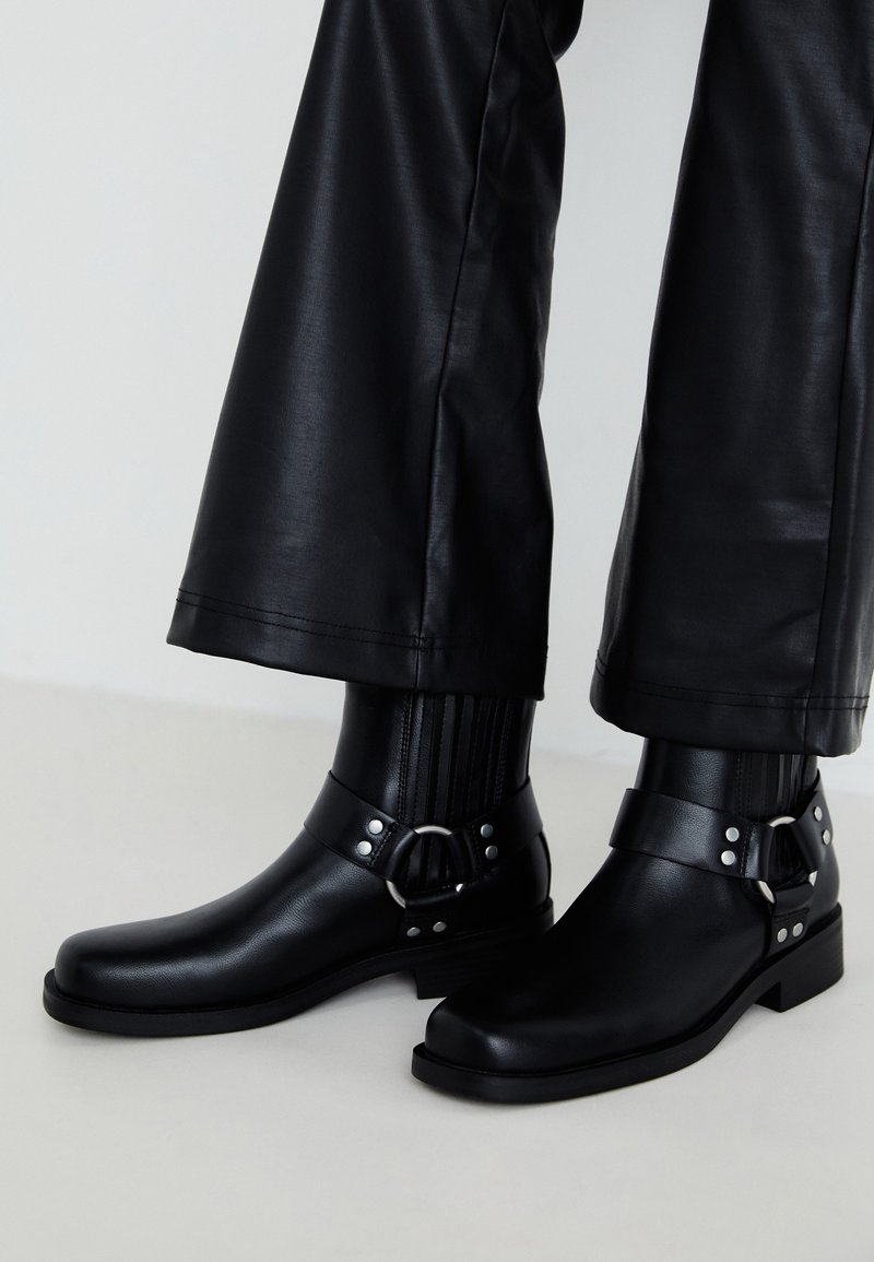 ONLY SHOES Botki kowbojki i motocyklowe