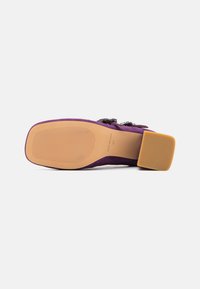 Alma en Pena Klassiske pumps - violet