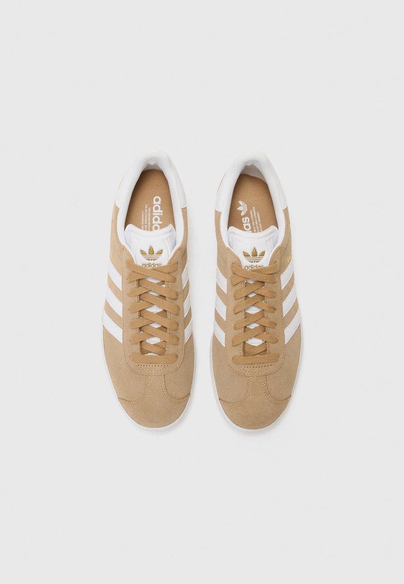 adidas gazelle silver green womens adidas JR5410 Clot x Gazelle Mens Lifestyle Shoe main image 1
