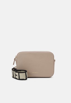 TEBE - Geantă crossbody - powder pink