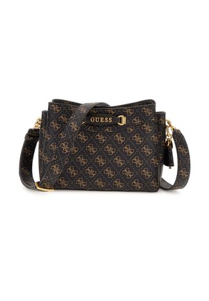 Sort Guess crossbody taske med brunt logo mønster, guldfarvede detaljer og justerbar strop på hvid baggrund.