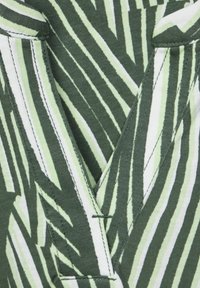 Cecil WELLEN - T-shirt con stampa - grün