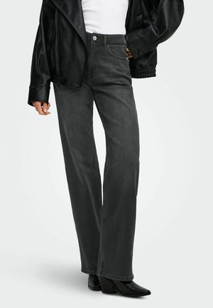 ONLY, WIDE-FIT JEANS ONLJULLES HIGH WAIST WIDE LEG FIT JEANS - Coupe large - washed black