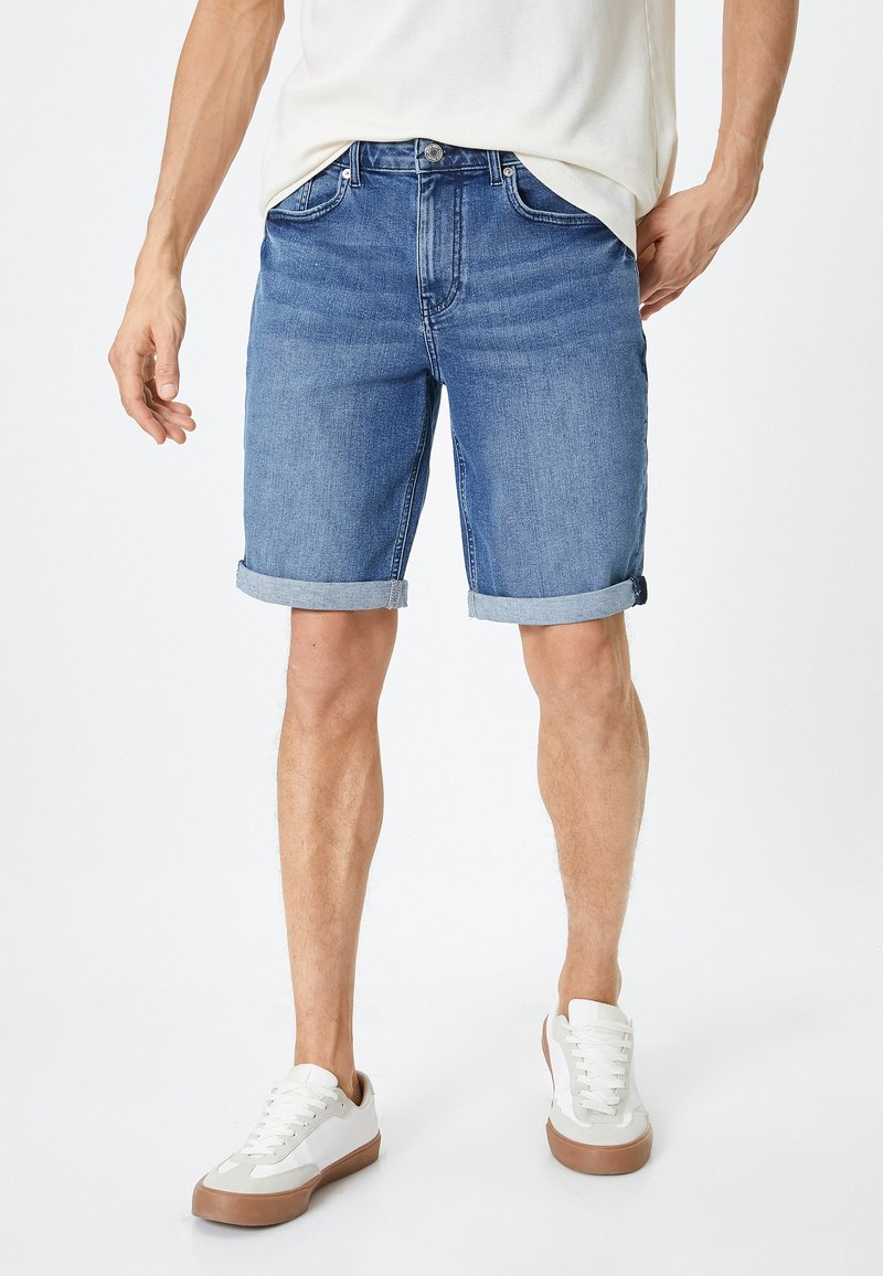Koton Farkkushortsit - blue denim