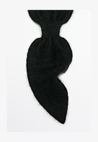 Unselected, black