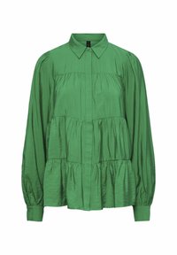Unselected, fern green