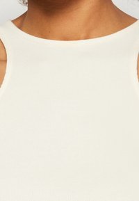 Even&Odd by Zalando Robe longue - off-white