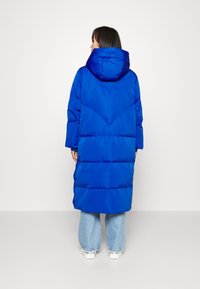 YAS Petite YASIRIMA LONG COAT - Dūnu mētelis - blue