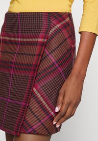 Tommy Hilfiger Minifalda - brown