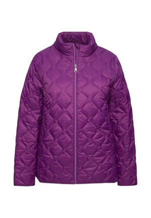 Zateplená bunda v jasně fialové barvě s vysokým límcem a zapínáním na zip. Disponuje prošívaným diamantovým vzorem pro texturu a teplo.