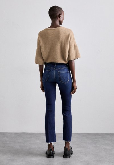 Mother THE HUSTLER FLOOD FRAY - Jean bootcut - dark blue