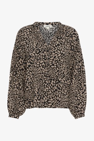 Musta bluuzi, jossa on beige muotojen pyörteinen kuvio, V-pääntie, pitkät hihat ja nappikiinnitys kauluksessa.