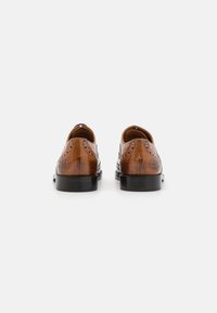 Melvin & Hamilton SELINA - Stringate - mogano/mid brown/wood/tan/navy