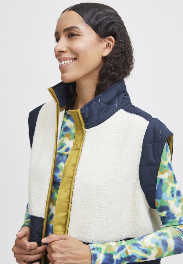 JCBERRI - Winter coat3