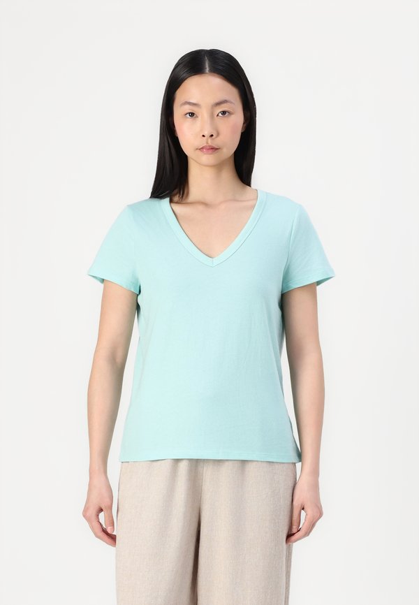 Basic T-shirt - surf spray