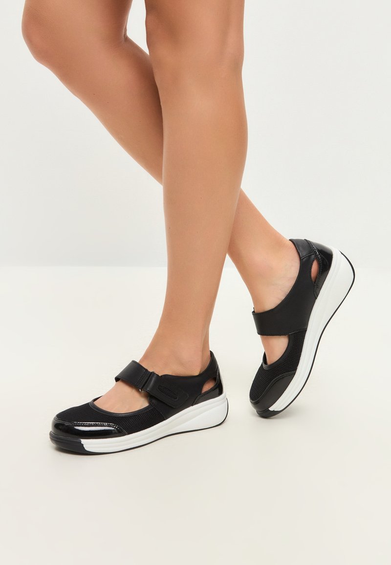 Cesare Gaspari Instappers - black