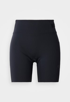 Mustast kinnitatud lühikesed püksid, mis on valmistatud venivast materjalist. Kõrge talje sujuva tekstuuriga ja väike logo vasakul all nurgas.