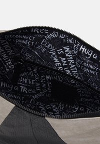 Desigual BOLS STERLINA NAMPA - Sac à main - blue