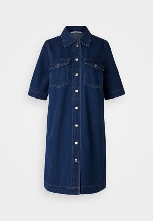 Denim shirt dress in dark blue, featuring short sleeves, a button-up front, two chest pockets, and silver hardware accents.