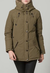 Pepe Jeans Zimní bunda - olive