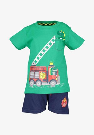 BASICS - Shorts - grün