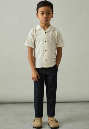REISS HUNT TEXTURED CUBAN COLLAR SHIRT - Pluus - off white