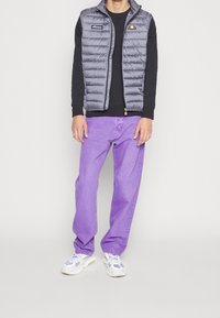 Ellesse Smanicato - dark grey