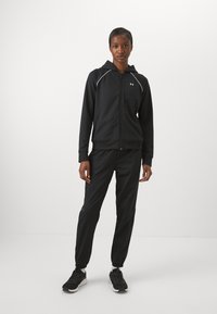 Under Armour RIVAL TRICOT TRACKSUIT SET - Verryttelypuku - black/white