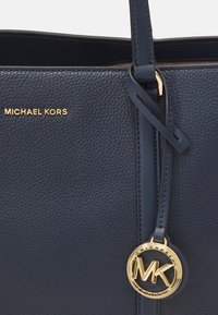 Michael Kors TEMPLE TOTE - Borsa a mano - navy