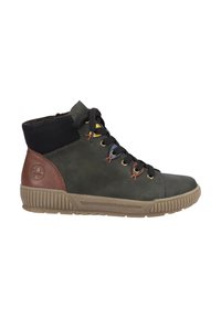 Chaussure montante en cuir vert avec des accents marron, bout rond, col noir et œillets multicolores. Semelle en caoutchouc texturée avec des rainures.