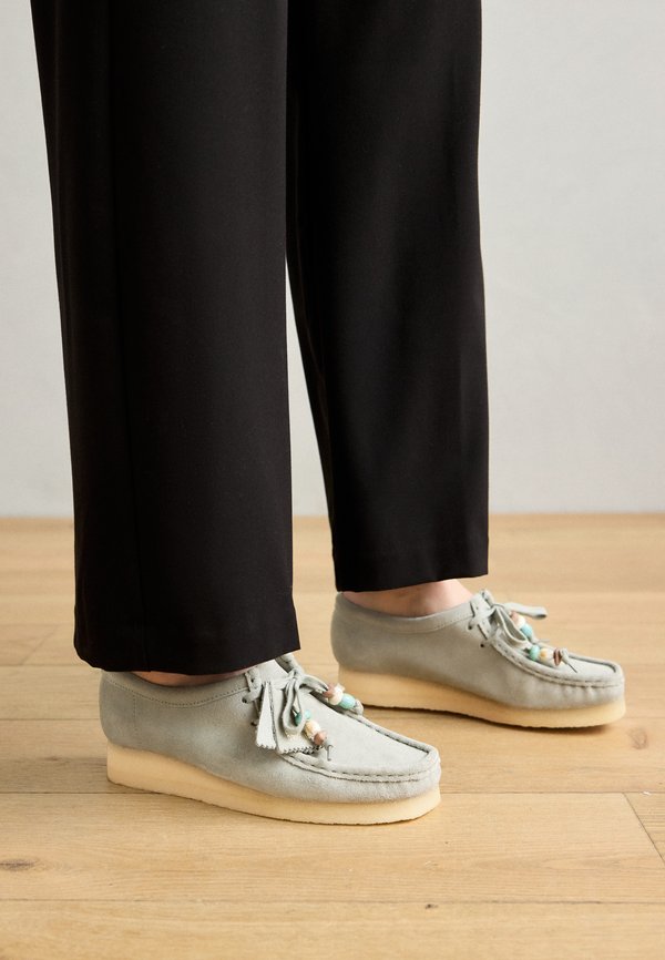 WALLABEE - Lace-ups - sage2