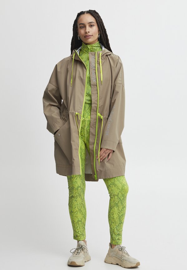 JCASUN - Parka - tree house2