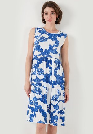 LELA REGULAR FIT - Robe en jersey - ecru r blue