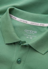 No seleccionado, dark green