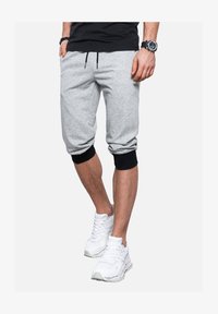 Non sélectionné, grey black