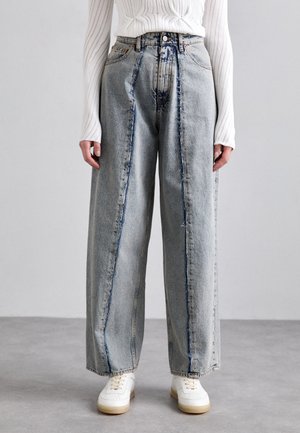 PANTS - Jeans Relaxed Fit - light blue