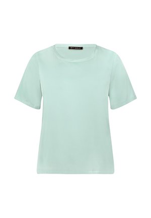 Blouse bleu clair à manches courtes avec encolure ronde et design simple, étiquetée "Betty Barclay" au col.