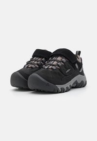 Keen Trekingové boty - black